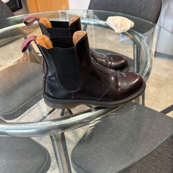 Women Dr. Martens boots US 6 - Picture 2 of 6